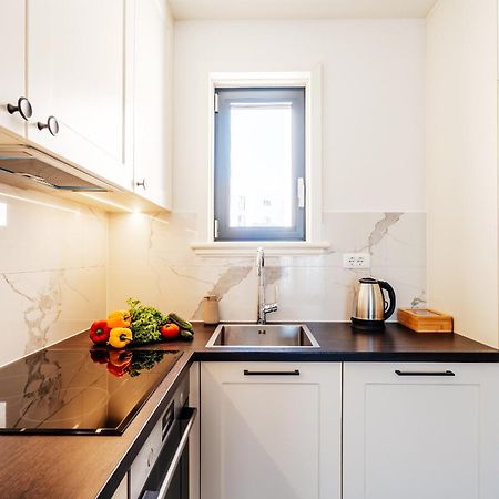 Lustica Apartments Central ติวัต ภายนอก รูปภาพ