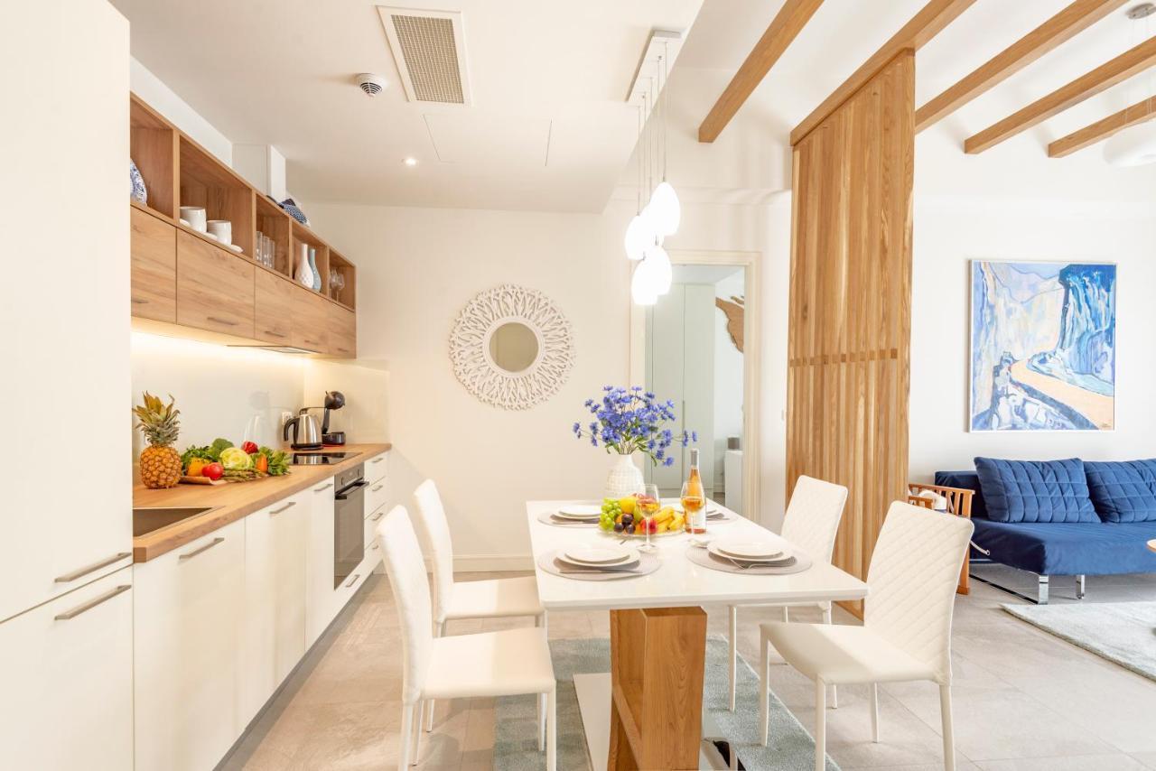 Lustica Apartments Central ติวัต ภายนอก รูปภาพ