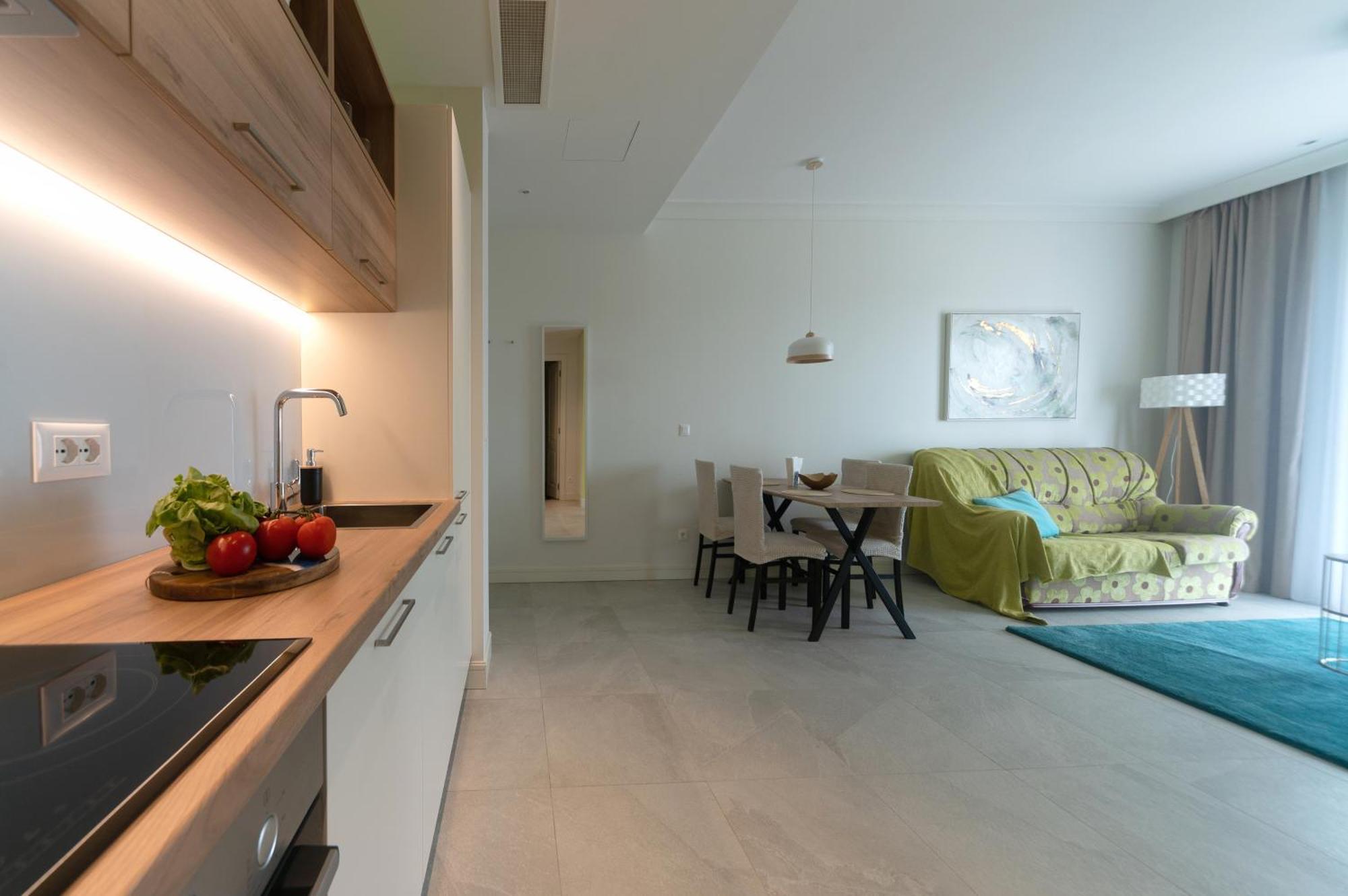 Lustica Apartments Central ติวัต ภายนอก รูปภาพ