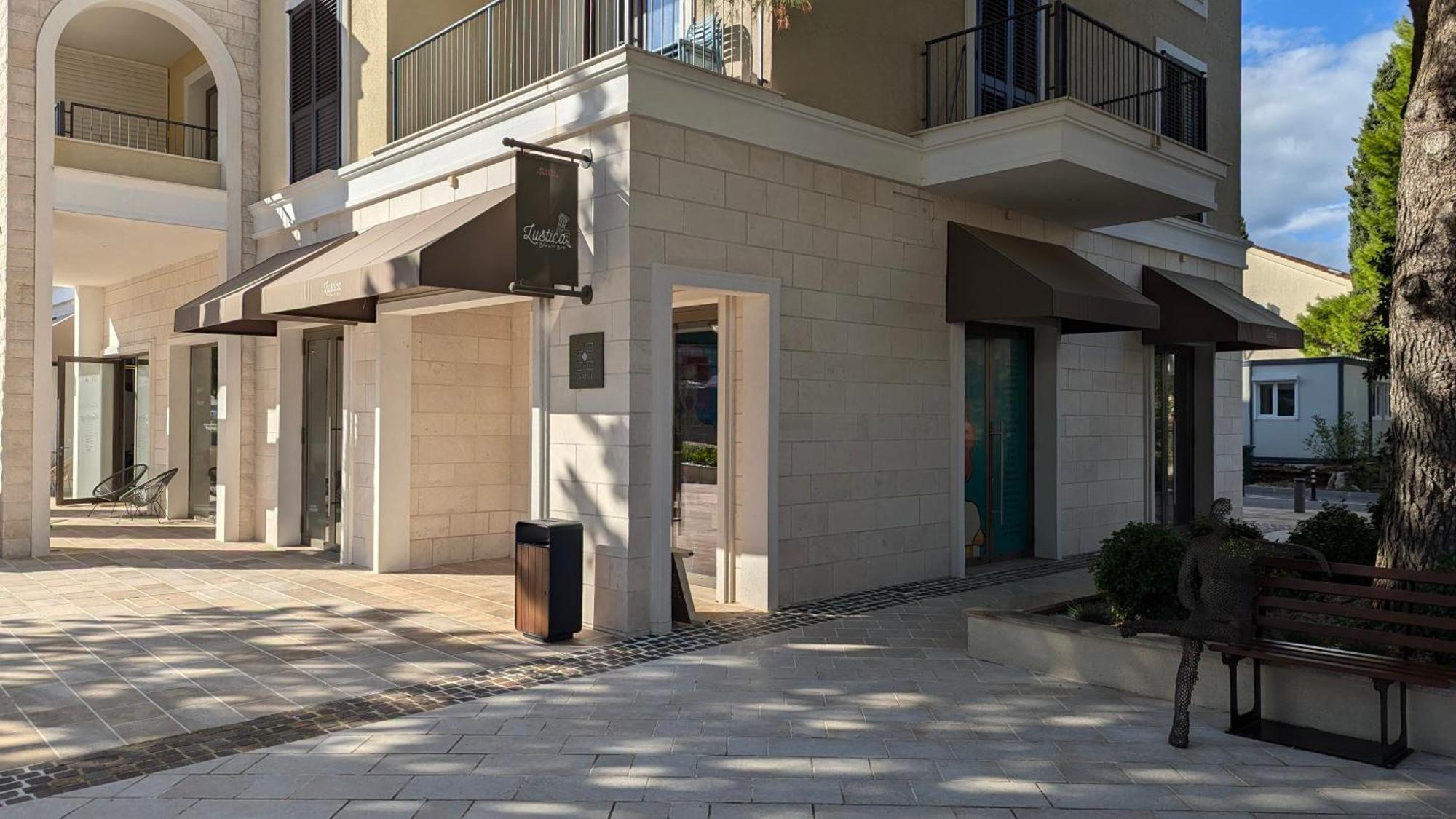 Lustica Apartments Central ติวัต ภายนอก รูปภาพ